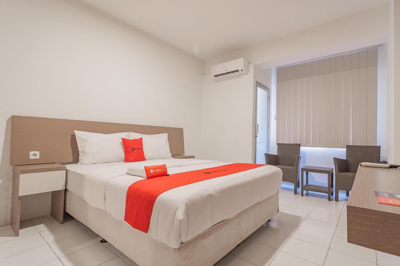 Reddoorz Apartment @ Emerald Towers باندونج المظهر الخارجي الصورة