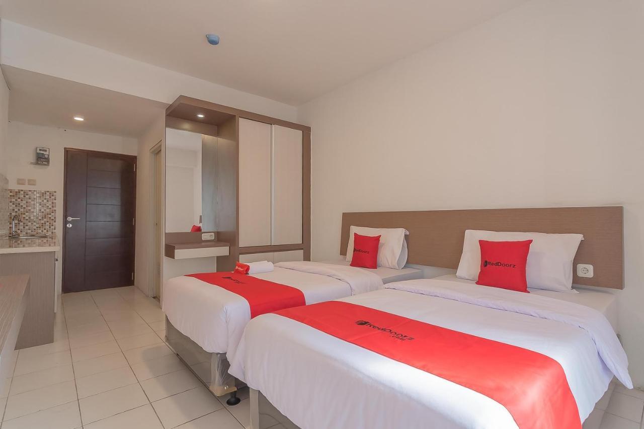 Reddoorz Apartment @ Emerald Towers باندونج المظهر الخارجي الصورة