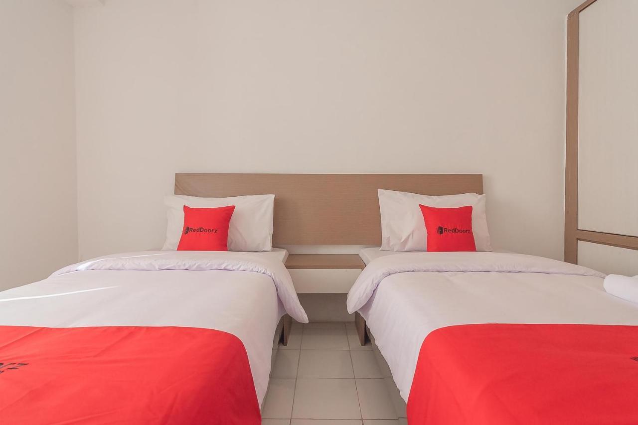 Reddoorz Apartment @ Emerald Towers باندونج المظهر الخارجي الصورة